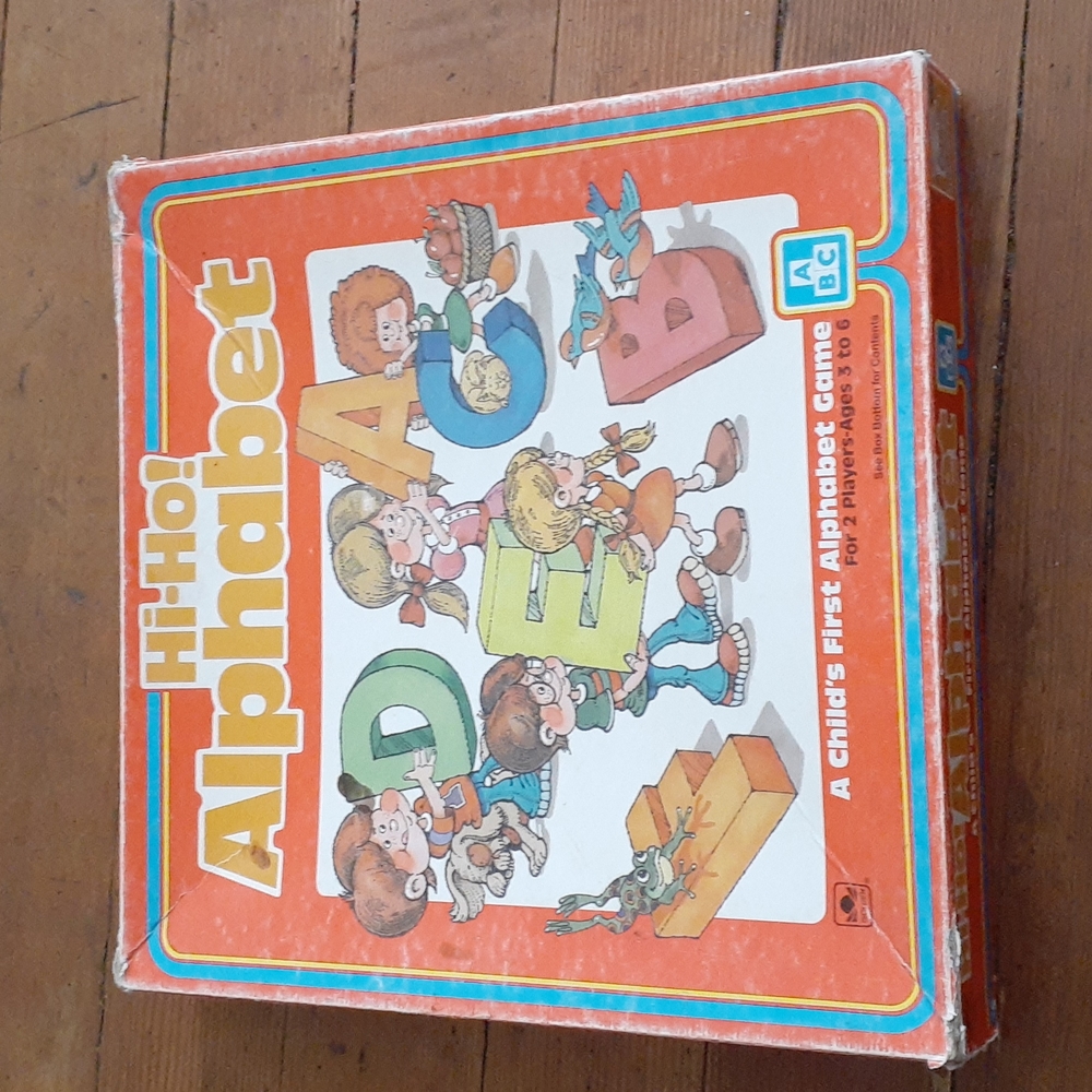 Golden Hi-Ho! Alphabet Game vintage complete Rare